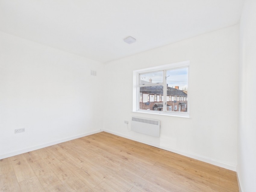 Images for Ashford, Surrey EAID:2640919782 BID:ASH