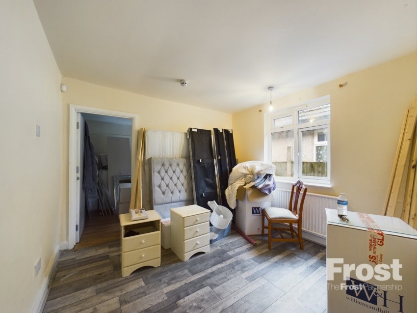 Images for Ashford, Surrey EAID:2640919782 BID:ASH