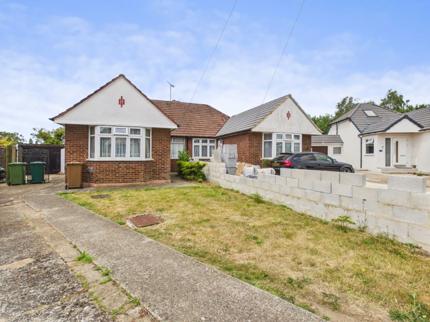 Images for Stanwell, Staines-upon-Thames, Surrey EAID:2640919782 BID:ASH