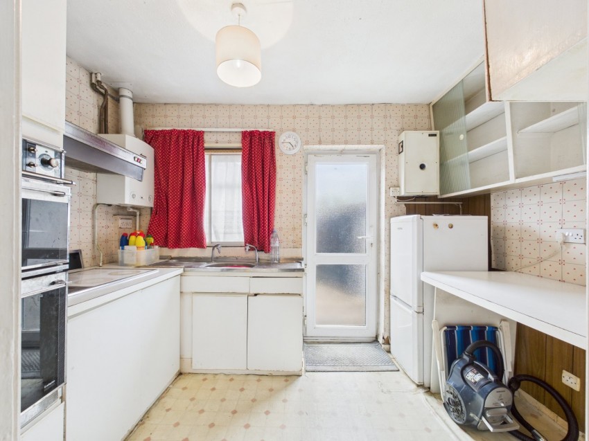 Images for Stanwell, Staines-upon-Thames, Surrey EAID:2640919782 BID:ASH