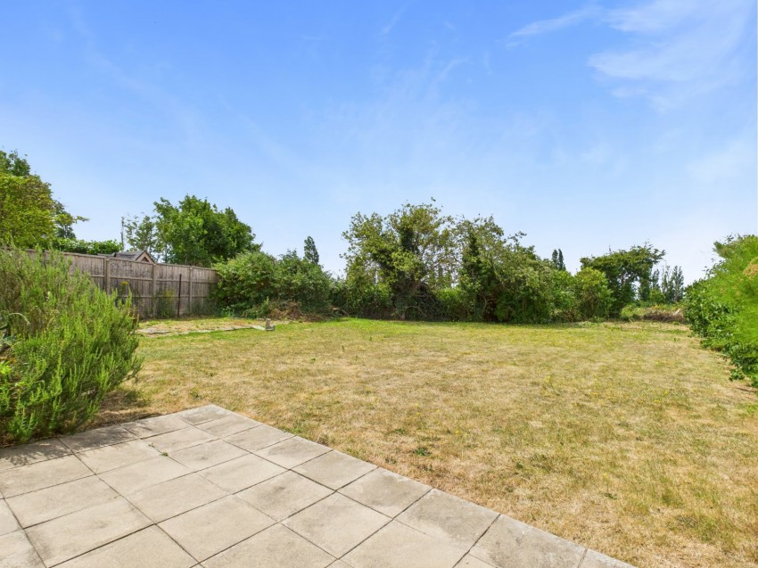 Images for Stanwell, Staines-upon-Thames, Surrey EAID:2640919782 BID:ASH