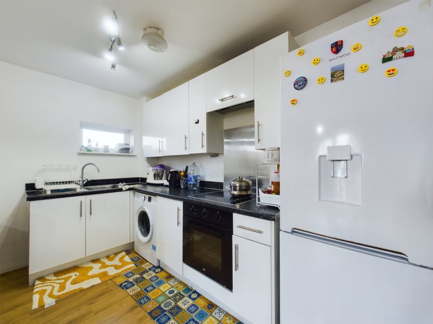 Images for Ashford, Surrey EAID:2640919782 BID:ASH