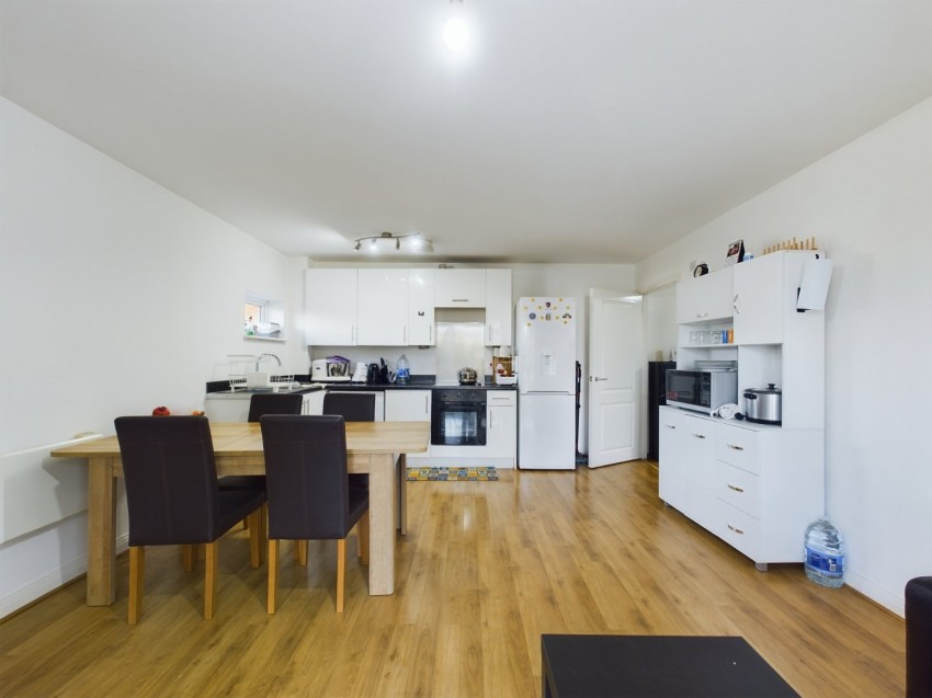 Images for Ashford, Surrey EAID:2640919782 BID:ASH