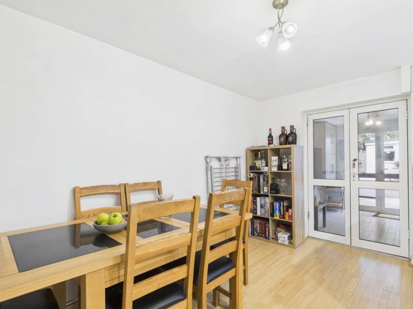 Images for Ashford, Surrey EAID:2640919782 BID:ASH