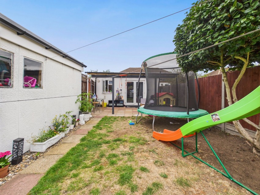 Images for Ashford, Surrey EAID:2640919782 BID:ASH