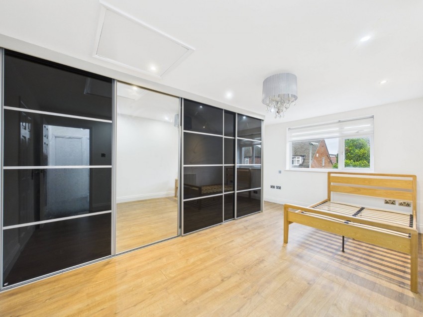 Images for Ashford, Surrey EAID:2640919782 BID:ASH