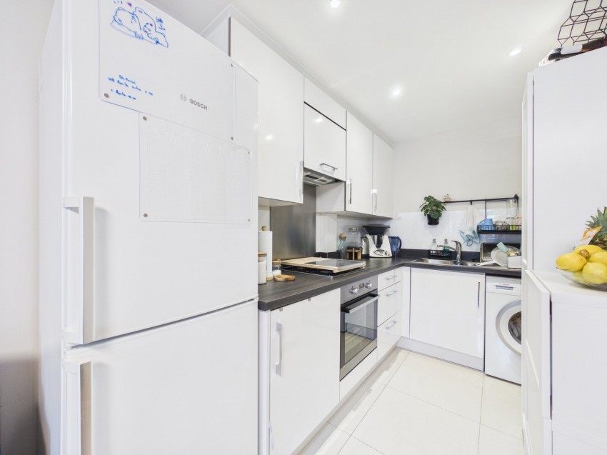 Images for Ashford, Surrey EAID:2640919782 BID:ASH