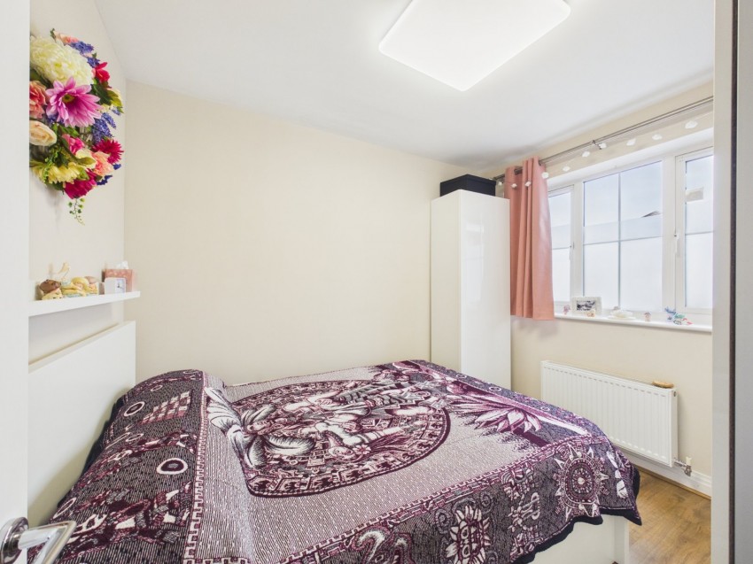 Images for Ashford, Surrey EAID:2640919782 BID:ASH