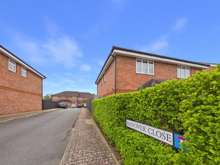 Images for Ashford, Surrey EAID:2640919782 BID:ASH