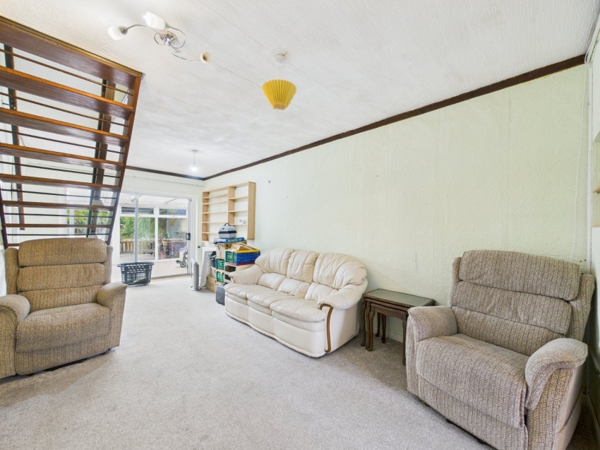 Images for Ashford, Surrey EAID:2640919782 BID:ASH