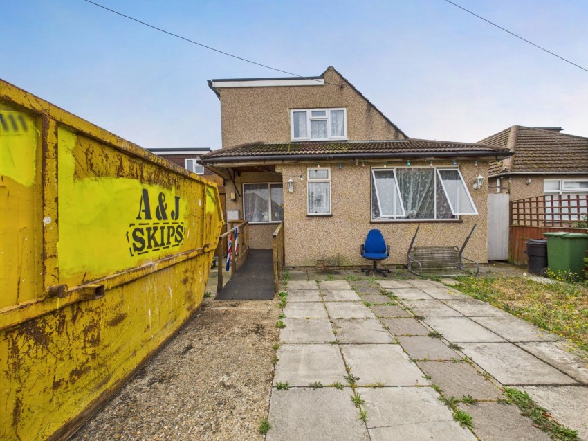 Images for Ashford, Surrey EAID:2640919782 BID:ASH