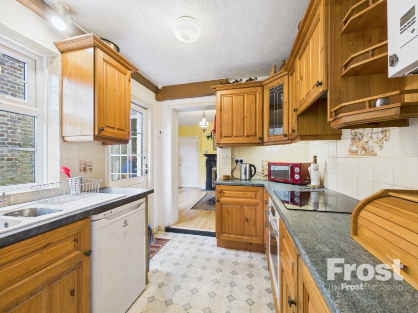 Images for Ashford, Surrey EAID:2640919782 BID:ASH