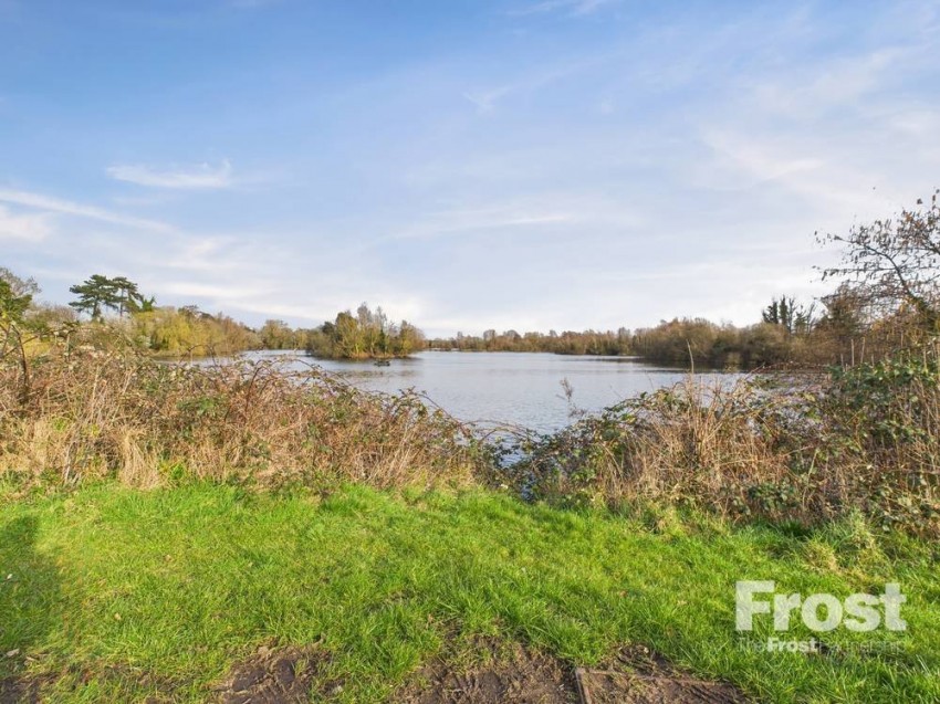 Images for Wraysbury, Berkshire EAID:2640919782 BID:WRA