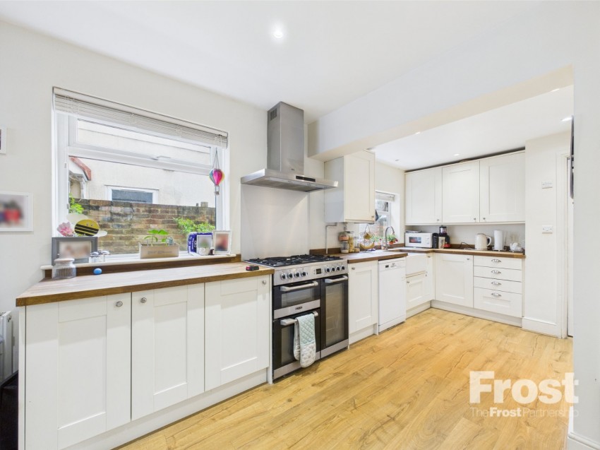 Images for Ashford, Surrey EAID:2640919782 BID:ASH