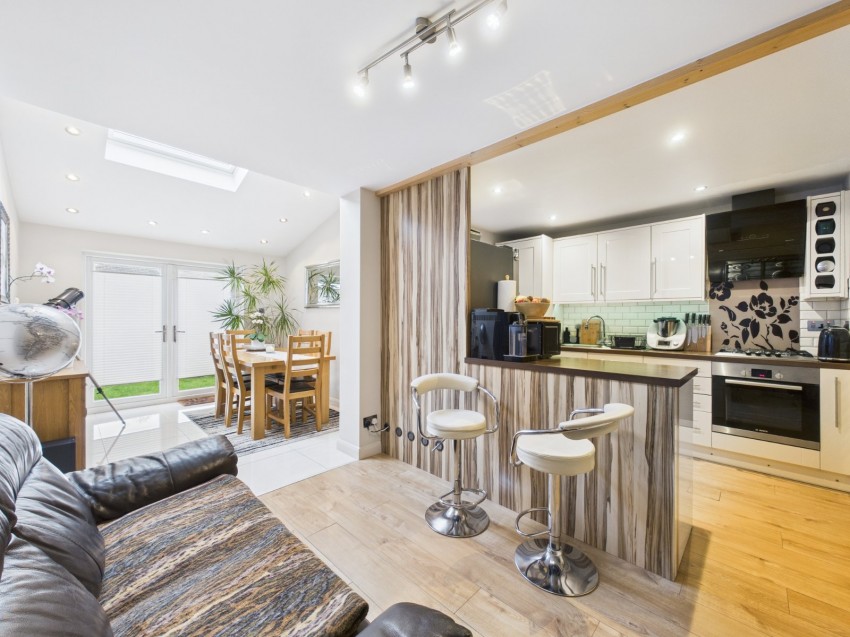 Images for Ashford, Surrey EAID:2640919782 BID:ASH