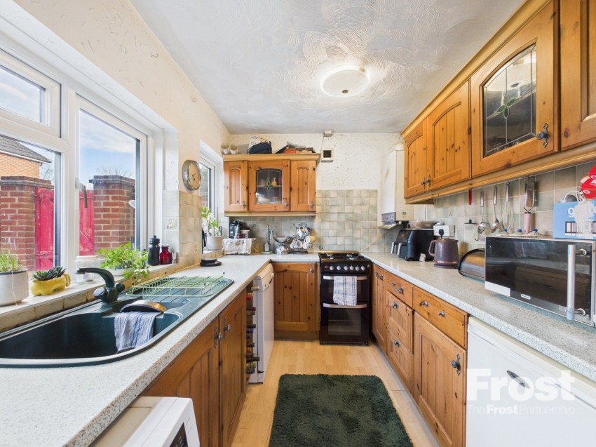 Images for Ashford, Surrey EAID:2640919782 BID:ASH