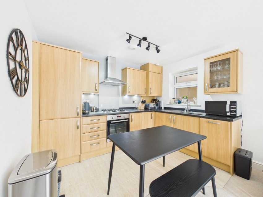 Images for Ashford, Surrey EAID:2640919782 BID:ASH