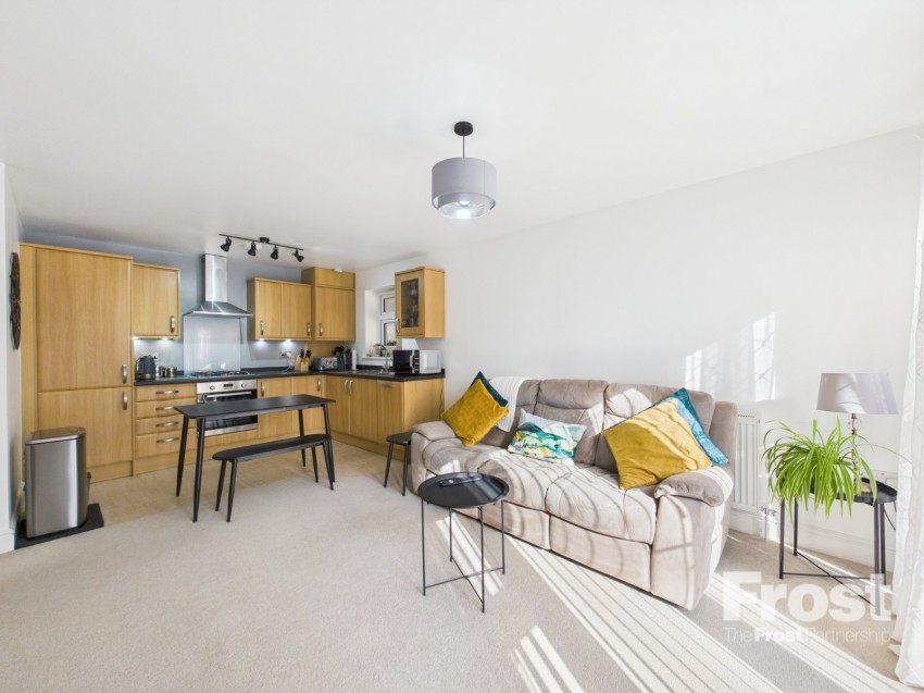 Images for Ashford, Surrey EAID:2640919782 BID:ASH