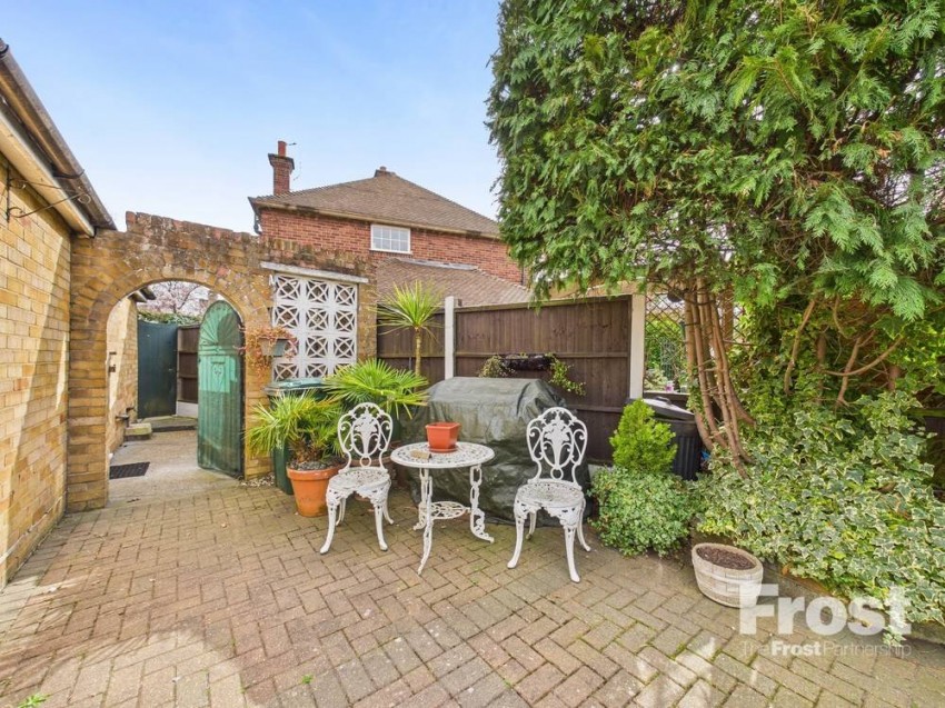 Images for Ashford, Surrey EAID:2640919782 BID:ASH