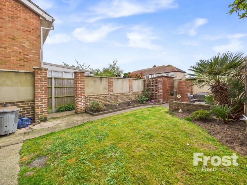 Images for Staines-upon-Thames, Surrey EAID:2640919782 BID:ASH