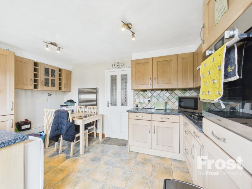 Images for Staines-upon-Thames, Surrey EAID:2640919782 BID:ASH