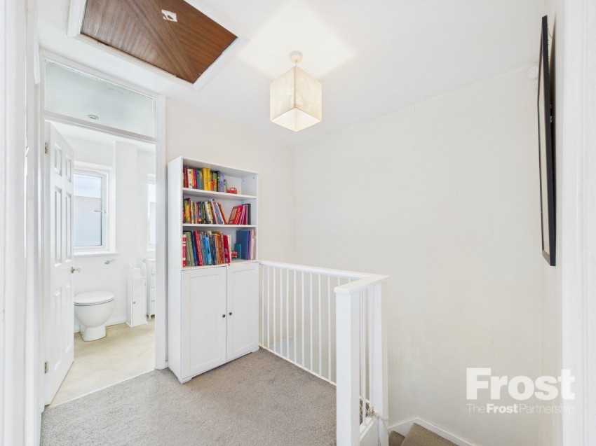 Images for Ashford, Surrey EAID:2640919782 BID:ASH