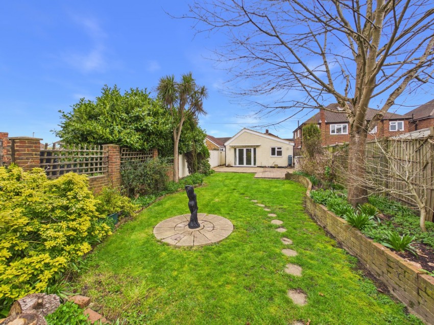 Images for Ashford, Surrey EAID:2640919782 BID:ASH