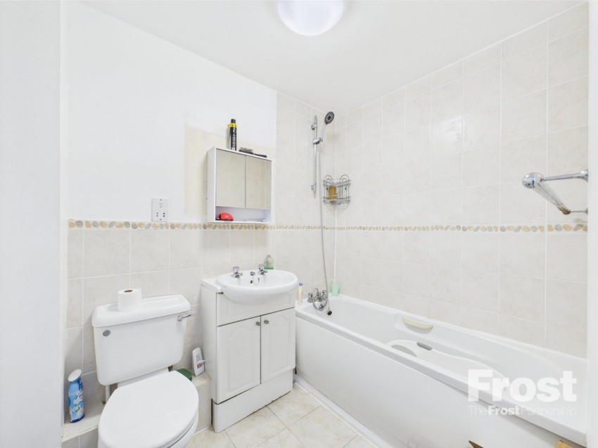 Images for Ashford, Surrey EAID:2640919782 BID:ASH