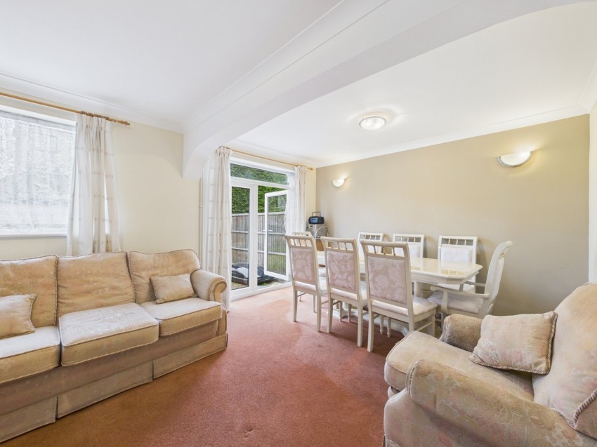 Images for Ashford, Surrey EAID:2640919782 BID:ASH