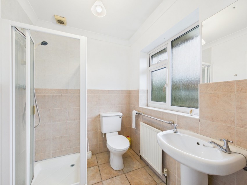 Images for Ashford, Surrey EAID:2640919782 BID:ASH