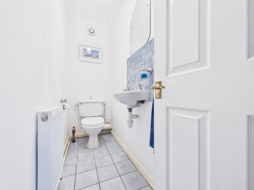 Images for Ashford, Surrey EAID:2640919782 BID:ASH