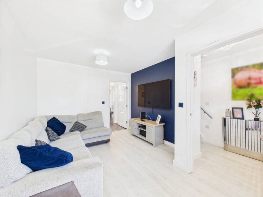 Images for Ashford, Surrey EAID:2640919782 BID:ASH