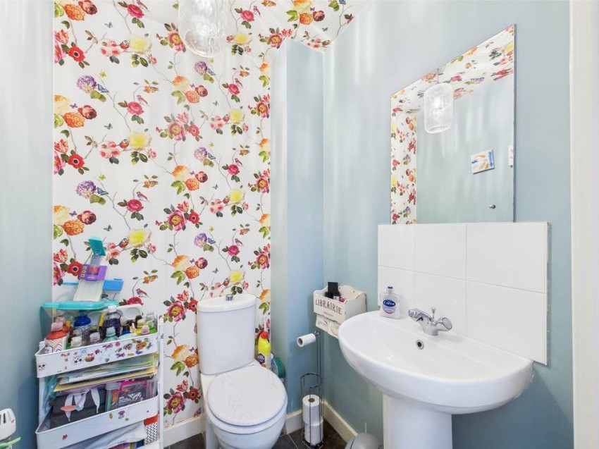 Images for Ashford, Surrey EAID:2640919782 BID:ASH