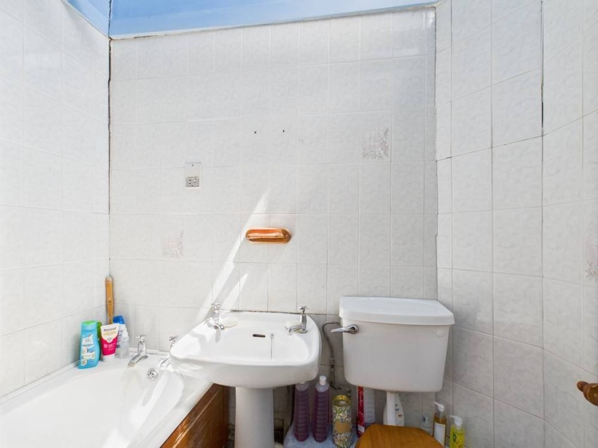 Images for Egham, Surrey EAID:2640919782 BID:STA