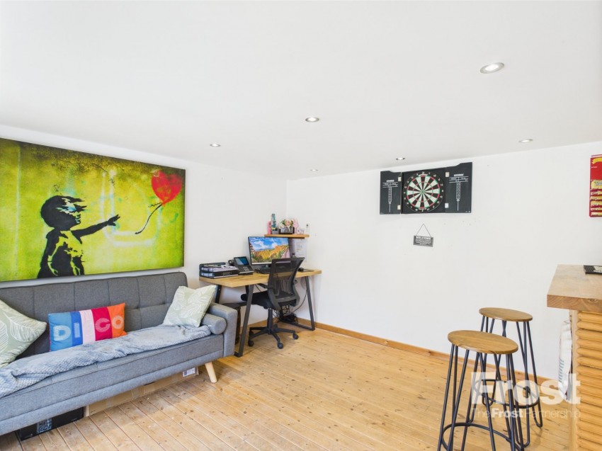 Images for Ashford, Surrey EAID:2640919782 BID:ASH