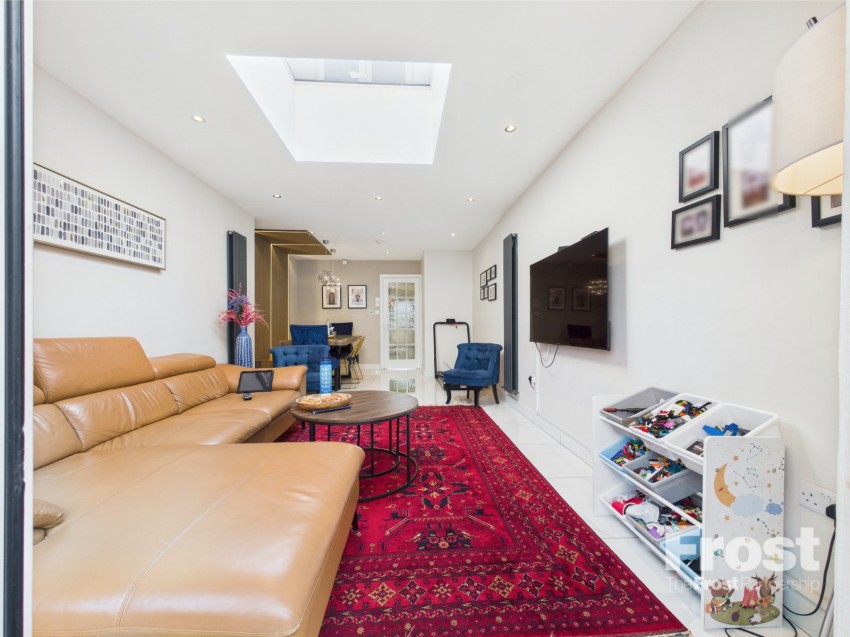 Images for Staines-upon-Thames, Surrey EAID:2640919782 BID:ASH
