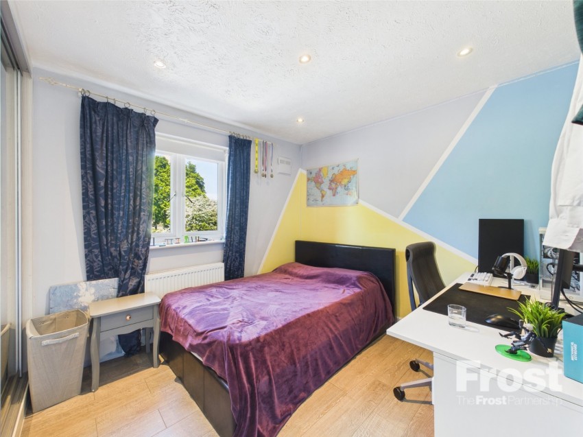 Images for Staines-upon-Thames, Surrey EAID:2640919782 BID:ASH