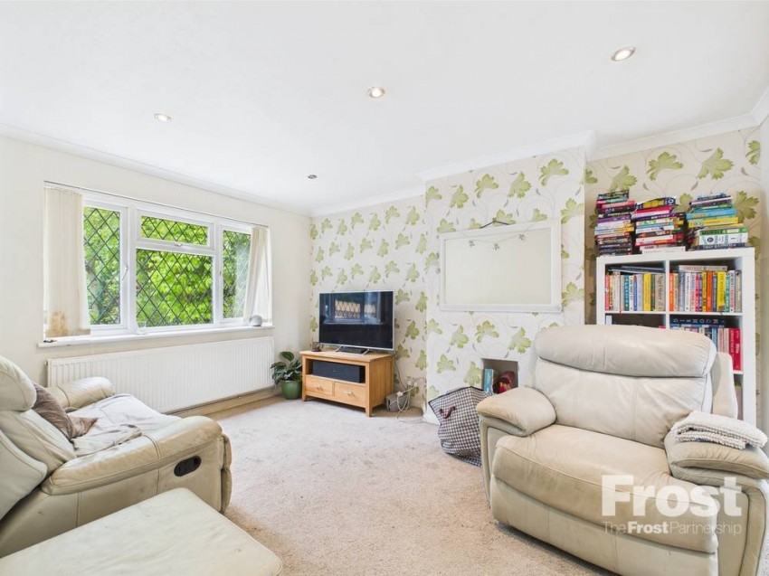 Images for Staines-upon-Thames, Surrey EAID:2640919782 BID:STA