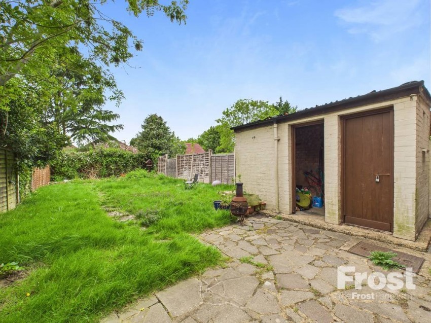 Images for Staines-upon-Thames, Surrey EAID:2640919782 BID:STA