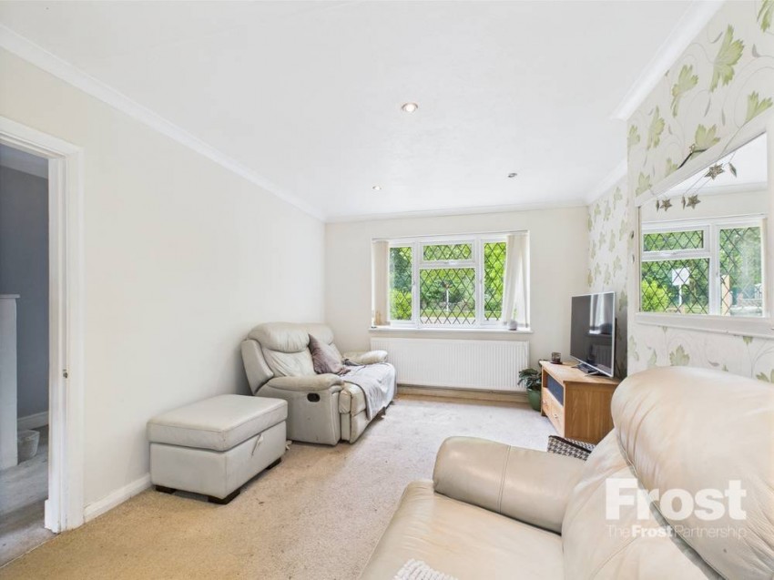 Images for Staines-upon-Thames, Surrey EAID:2640919782 BID:STA