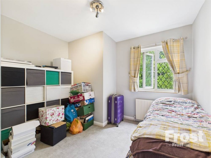 Images for Staines-upon-Thames, Surrey EAID:2640919782 BID:STA