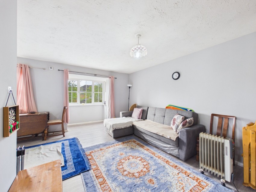Images for Oaks Road, Stanwell EAID:2640919782 BID:ASH