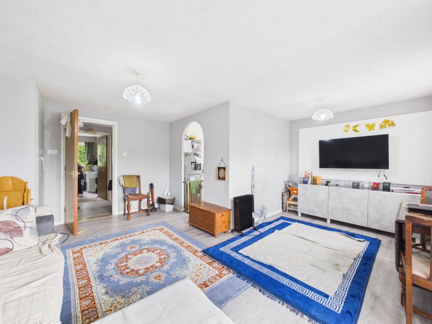 Images for Oaks Road, Stanwell EAID:2640919782 BID:ASH