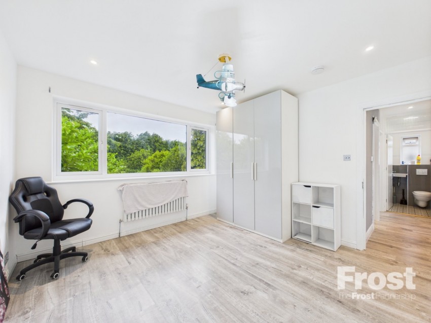 Images for Ashford, Surrey EAID:2640919782 BID:ASH