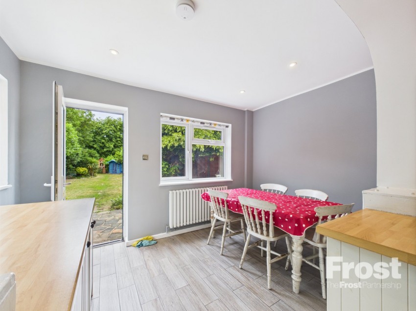 Images for Ashford, Surrey EAID:2640919782 BID:ASH