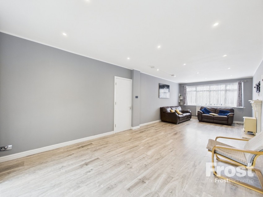 Images for Ashford, Surrey EAID:2640919782 BID:ASH
