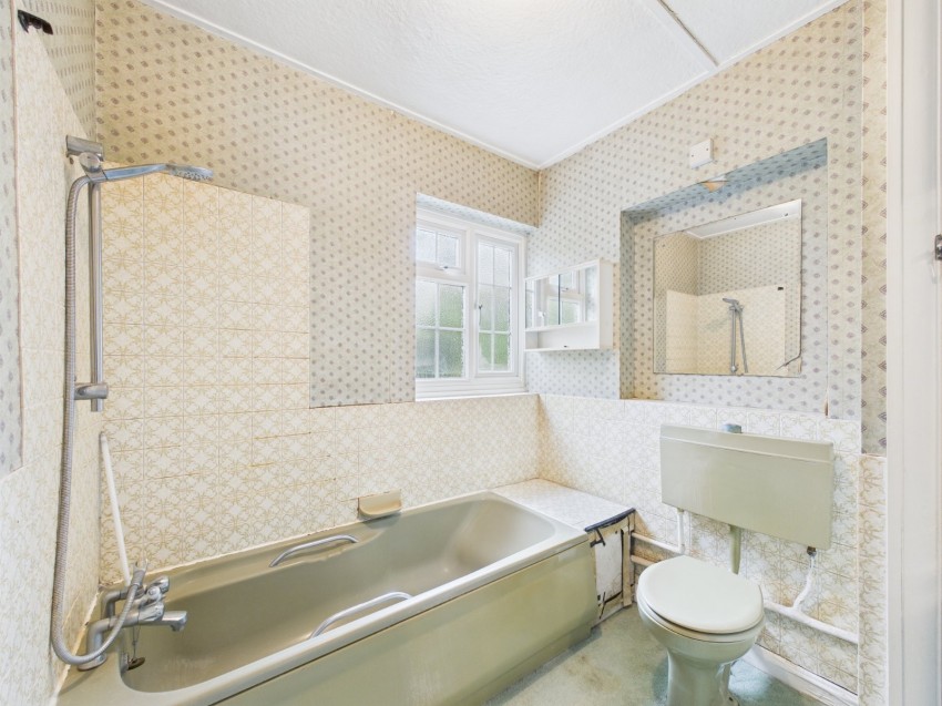 Images for Ashford, Surrey EAID:2640919782 BID:ASH