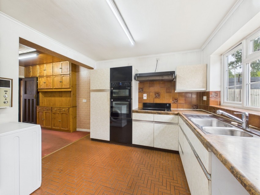 Images for Ashford, Surrey EAID:2640919782 BID:ASH