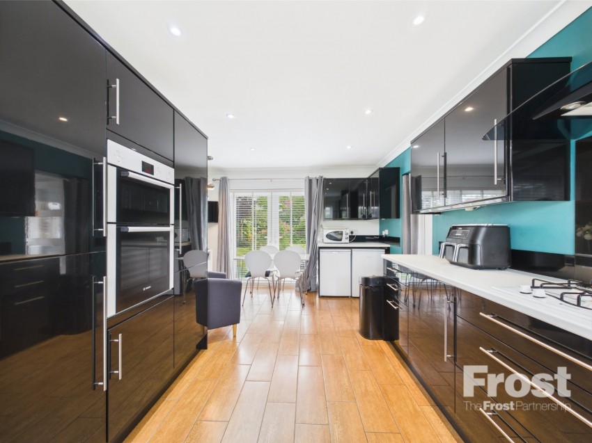 Images for Staines-upon-Thames, Surrey EAID:2640919782 BID:ASH