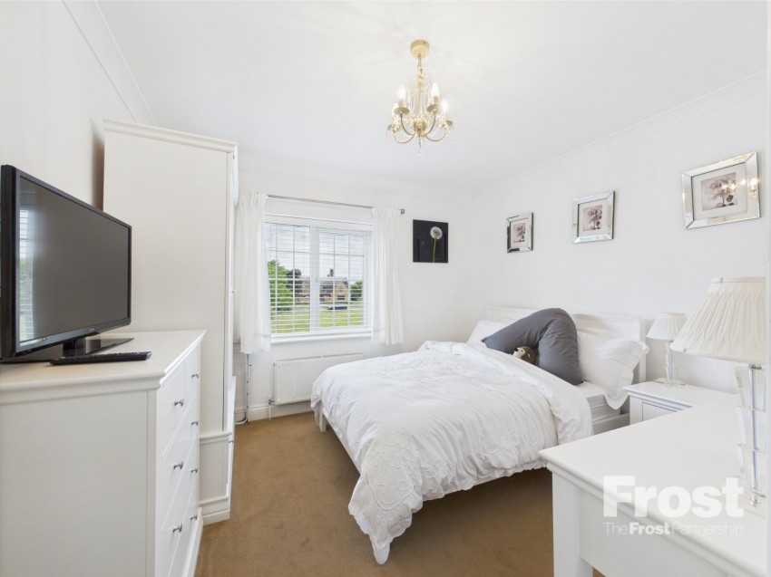 Images for Staines-upon-Thames, Surrey EAID:2640919782 BID:ASH